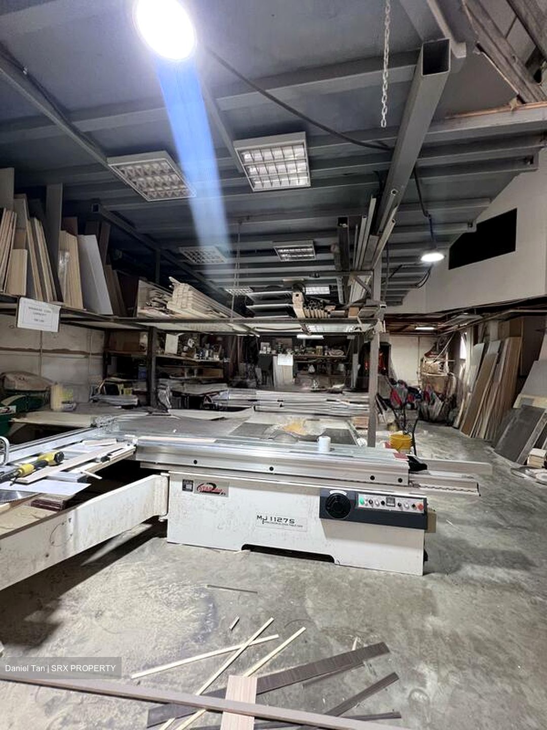 E9 Premium (D27), Factory #524488281